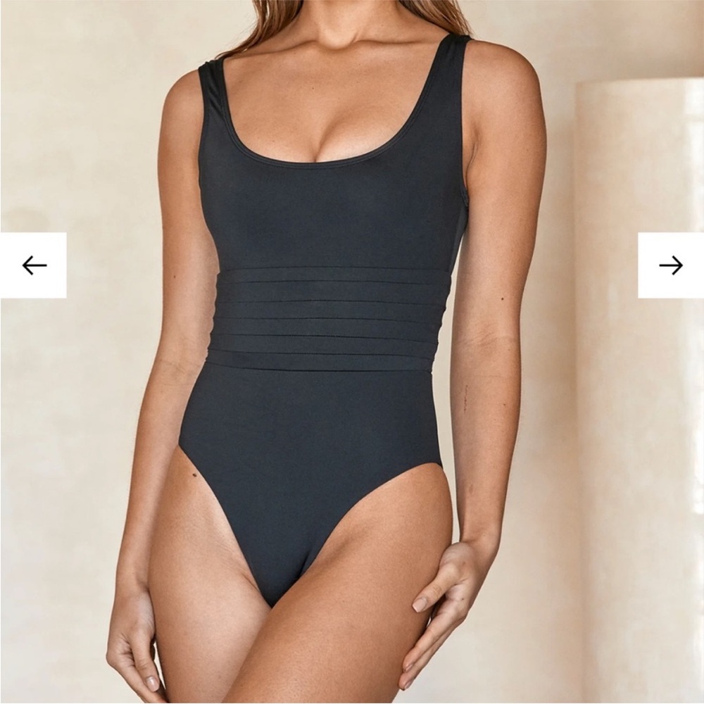 Monday Swimwear Corisca One piece